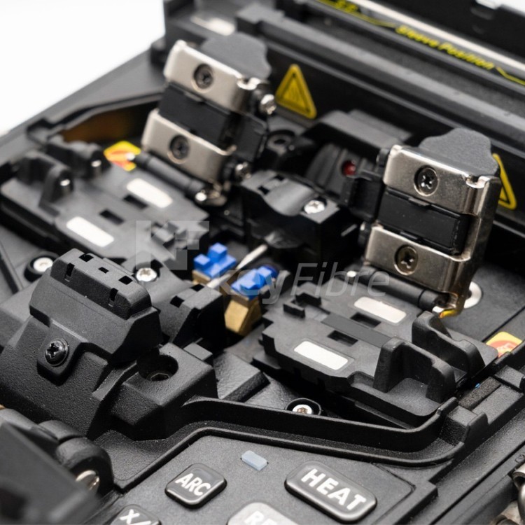 Fusionadora de fibra óptica Sinho X-900T - 6 motores, pantalla táctil