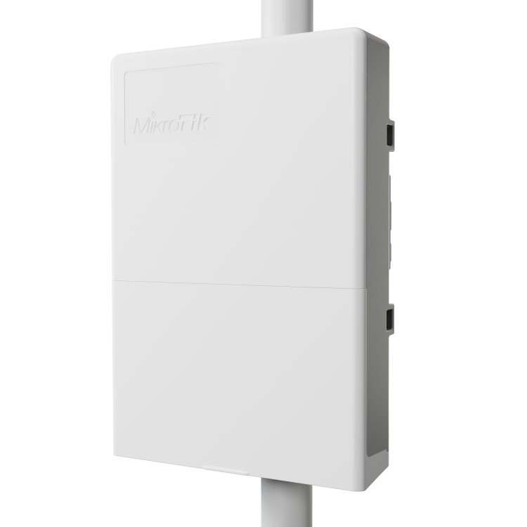 Cloud Router de Exterior, 800MHz CPU, 256MB RAM, x4 SFP+, x5 SFP, x1Gb, L5, RouterOS