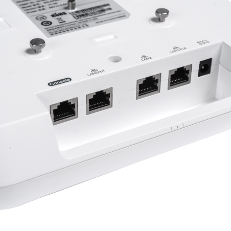 Punto de acceso WIFI 6  AX 2.4/5Ghz, 20dBm, 3dBi, x3 puerto Gb + 1x Gb trasero, 2×2 2.4GHz, 4×4 5GHz. L3 ROAMING.