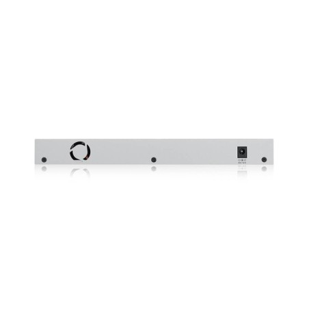 Switch de escritorio, gestionable, x8Gb, x3 1/2.5/5/10G, x1 SFP+. Escritorio/Rack