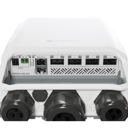 Cloud Router Switch, 1 Core, 650Mhz, 64Mb RAM, x1 10/100, x4 QSFP28, RouterOS / SwitchOS. L5