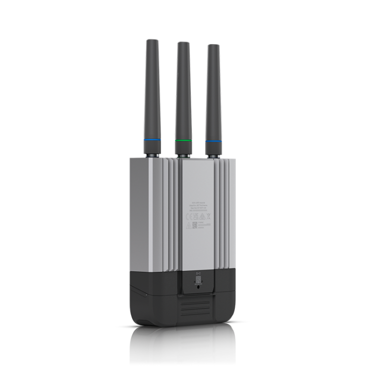 Router WIFI movil LTE CAT4 IP66, 2.4Ghz. x2Gb con x1 salida PoE, GPS,Montaje pared,post o DIN
