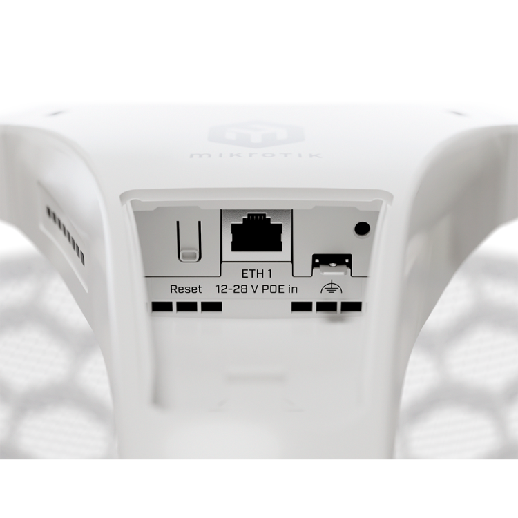 REACONDICIONADO |  CPE MikroTik LHG XL 5 ax - Wi-Fi 6, 27 dBi, PoE, exterior, enlaces hasta 30km. LHG-5axD-XL