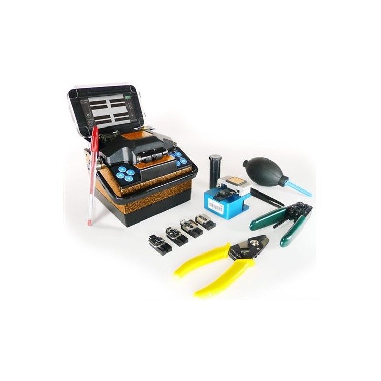 Fusionadora compacta de fibra óptica con fusión por núcleo. Fusión rápida 7 segundos.