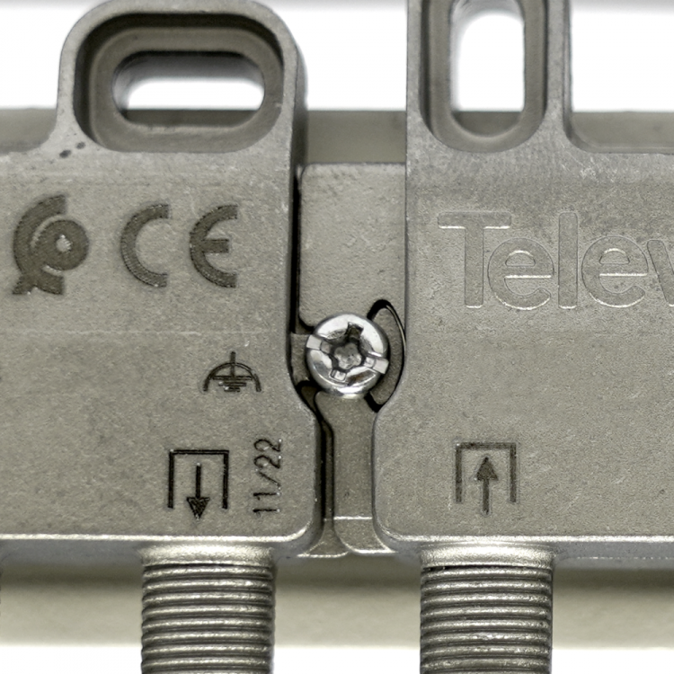 Repartidor Televes 519534 - 4 salidas 5-2400MHz