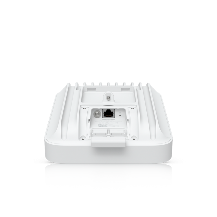 Router 5G Ubiquiti U5G-Max-Outdoor - exterior 2.5GbE