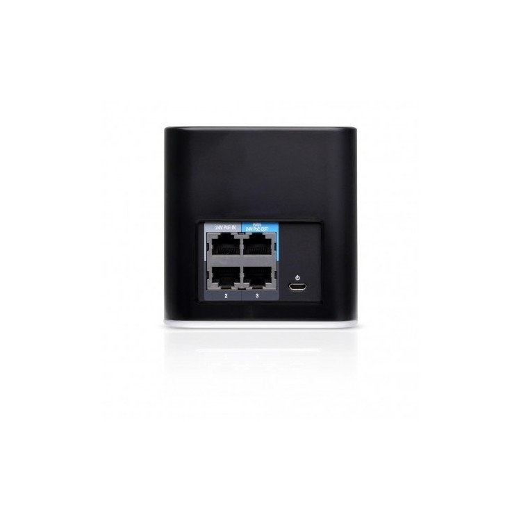 Router AC 2.4 / 5Ghz, 1200mbps, x4 puertos Gb, x2 antenas internas